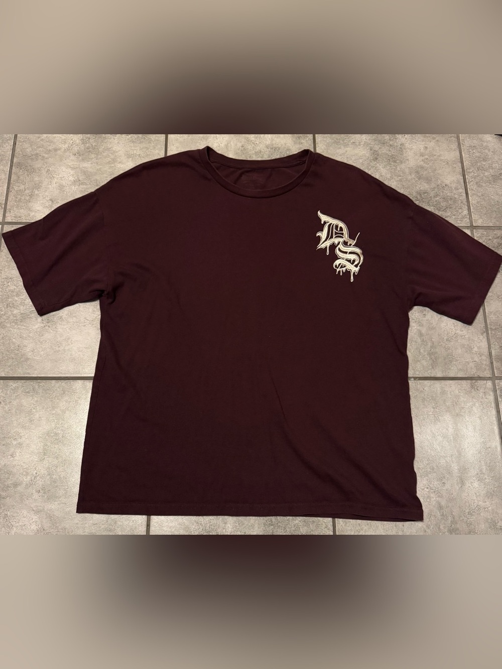 Snoop Dog "DOGG SUPPLY" Burgandy Short Sleeve T Size Large